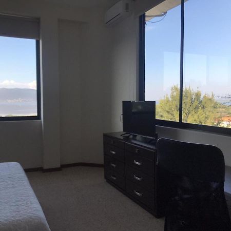 Hotel Candelero Yuriria Екстер'єр фото