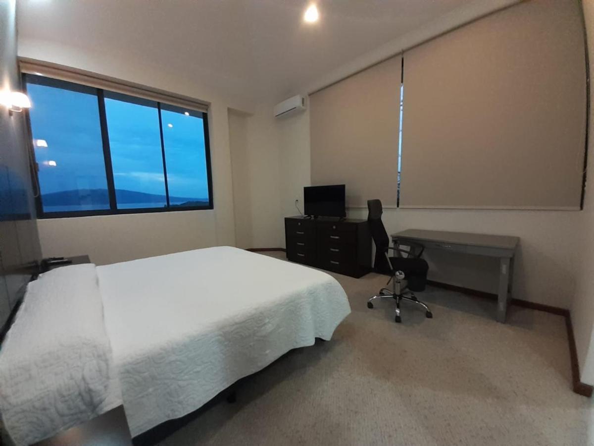 Hotel Candelero Yuriria Екстер'єр фото